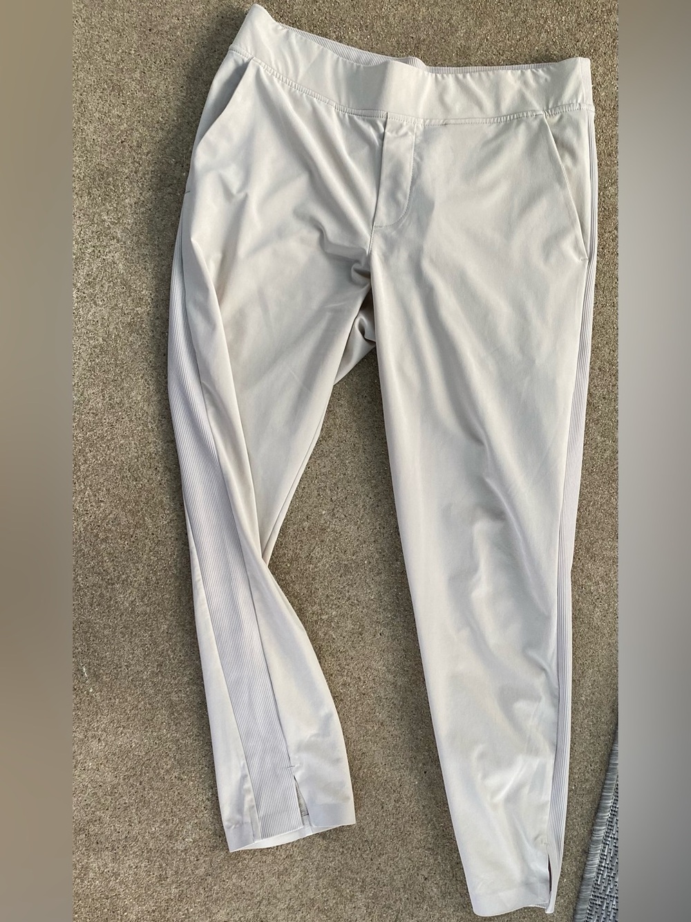 Athleta Light Cream/Beige Women's Performance Joggers/Dress Pants